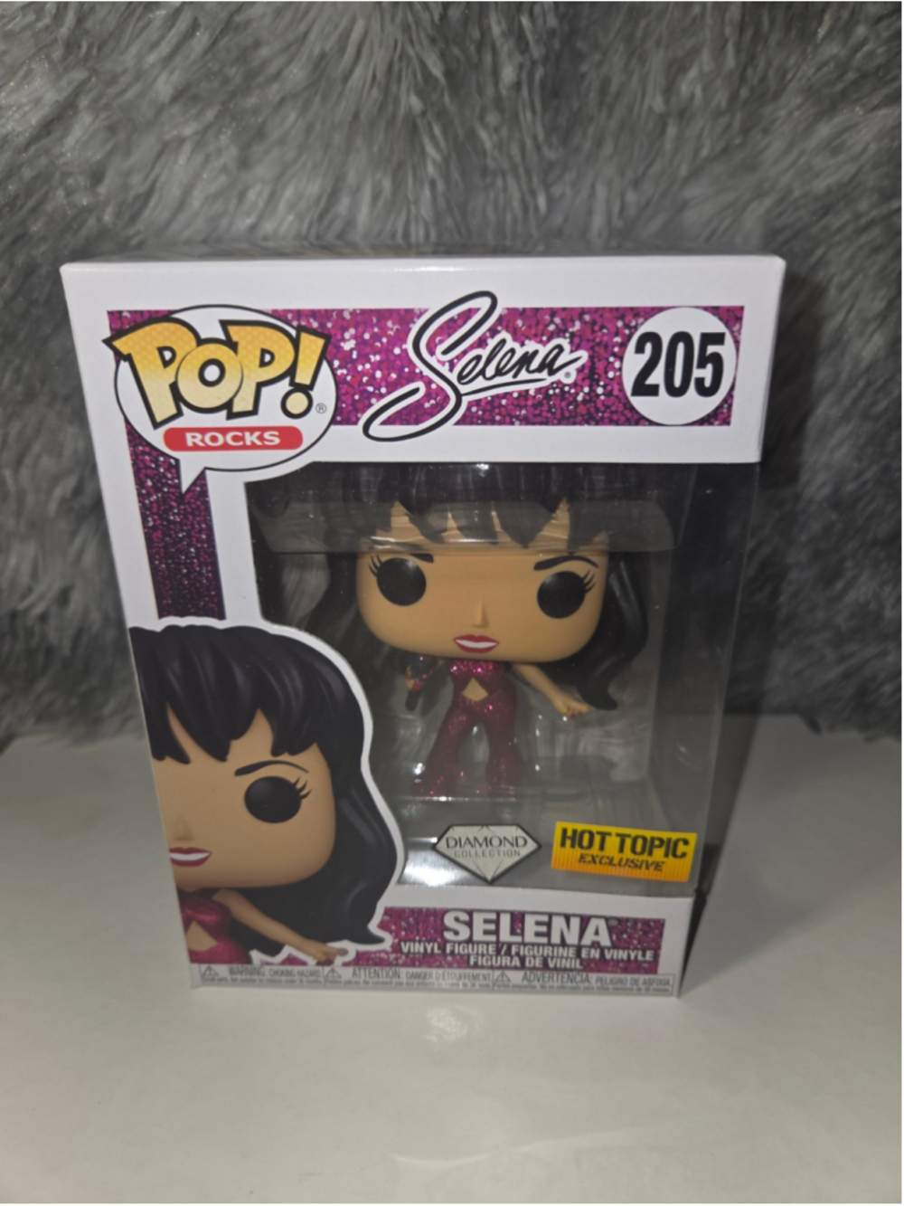 Funko Pop! SELENA #205 Diamond Glitter Exclusive with soft protector
